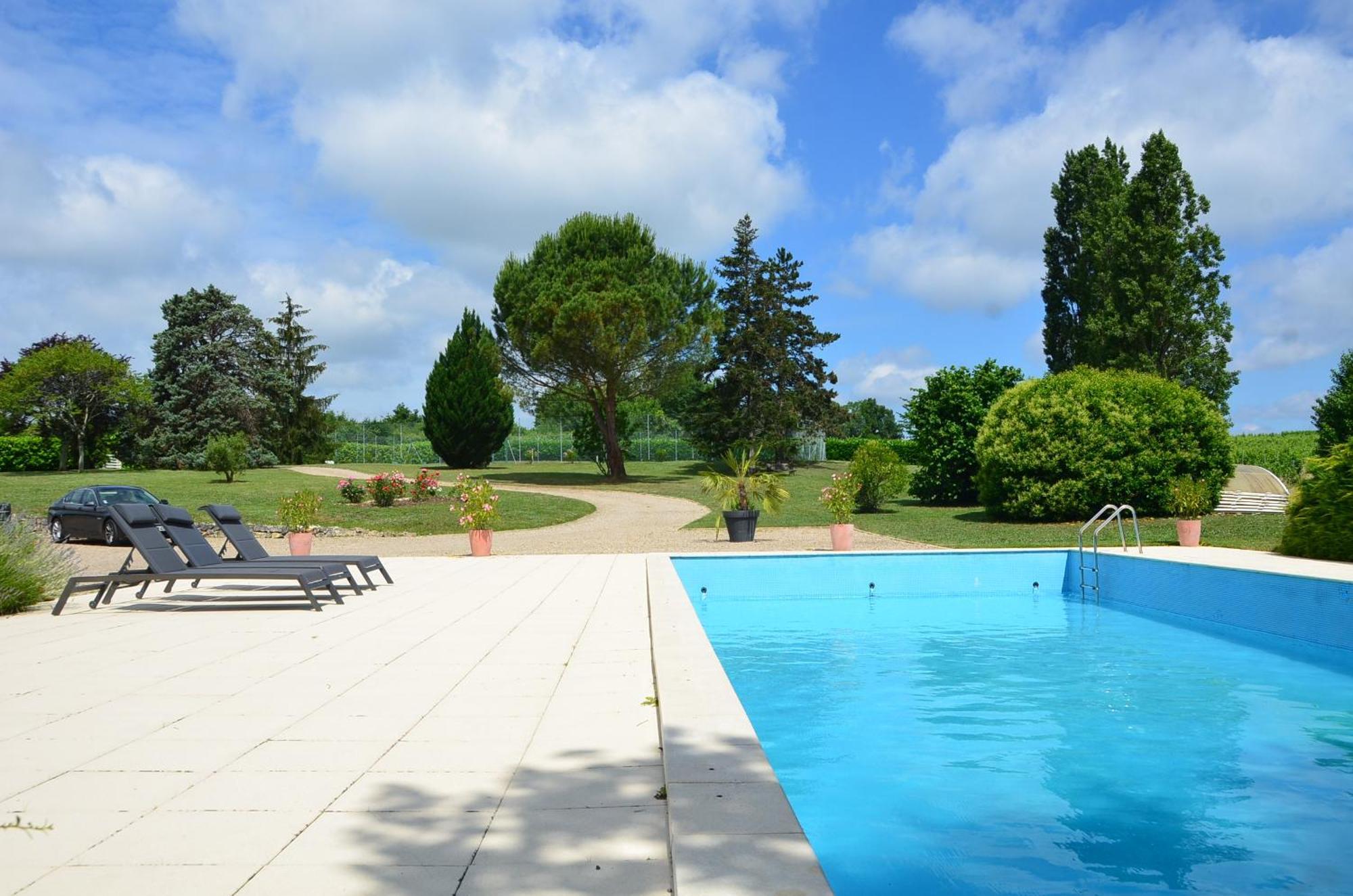 La Gentilhommiere Bed & Breakfast Saint-Aubin-de-Branne Exterior photo